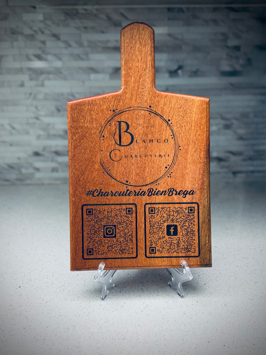 Tabla de Madera Promocional Personalizada con QR
